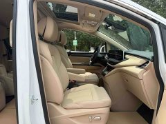 Buick GL8 New Energy Lu Shang Exclusive Edition - фото 16
