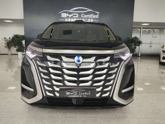 Denza D9 DM-i smart driving version 1020 four-wheel drive flagship - фото 2