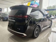 Denza D9 DM-i smart driving version 1020 four-wheel drive flagship - фото 5