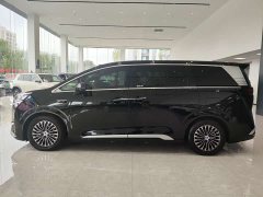 Denza D9 DM-i smart driving version 1020 four-wheel drive flagship - фото 8