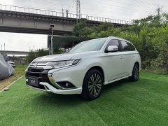 Mitsubishi Outlander 2021 2.0L 2WD Enjoy Edition 5 seats - фото 1