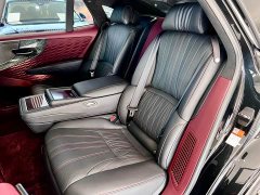 Lexus LS 500h Executive Edition - фото 11