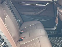 BMW 5 Series 530Li leading M sports package - фото 8