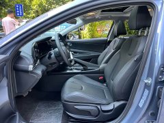 Lexus Elantra 2023 1.5L CVT GLX Elite Edition - фото 6