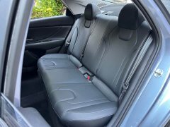 Lexus Elantra 2023 1.5L CVT GLX Elite Edition - фото 9