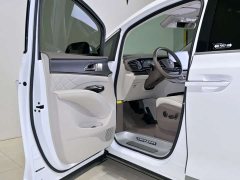 Denza D9 2022 DM-i 970 four-wheel drive premium - фото 8