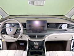 Denza D9 2022 DM-i 970 four-wheel drive premium - фото 9