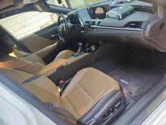 Lexus ES 300h Premium Edition - фото 4