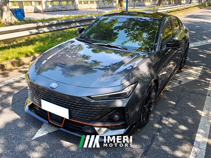Changan UNI-V 1.5T sports version - автомобиль из Китая