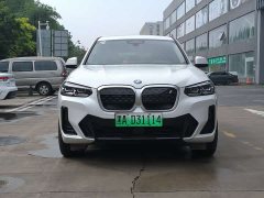 BMW iX3 leading - фото 2