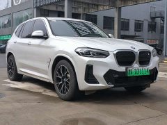 BMW iX3 leading - фото 3