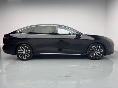 Baojun Xiangjing 2025 plug-in hybrid 140km luxury version - фото 11