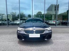 BMW 5 Series 530Li leading M sports package - фото 2