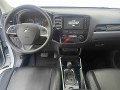 Mitsubishi Outlander 2.0L 2WD Entry-Level 5-Seater - фото 9