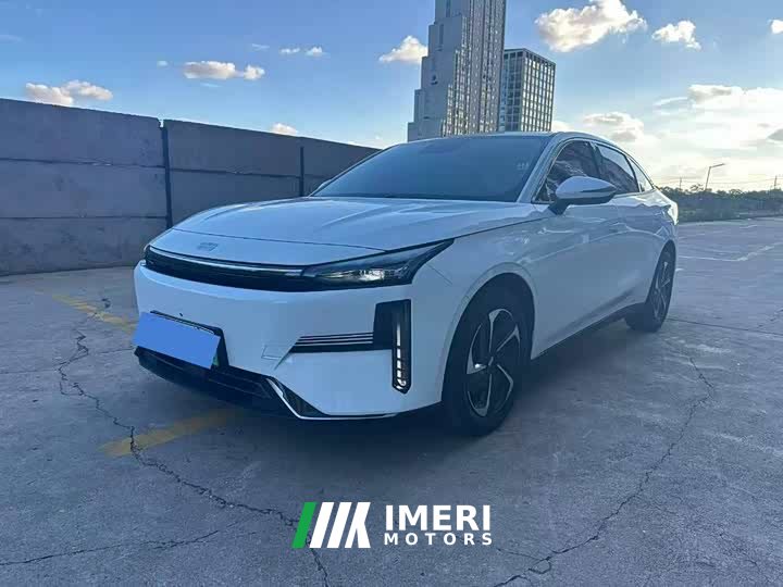 Geely Galaxy L6 2023 60km AIR - автомобиль из Китая