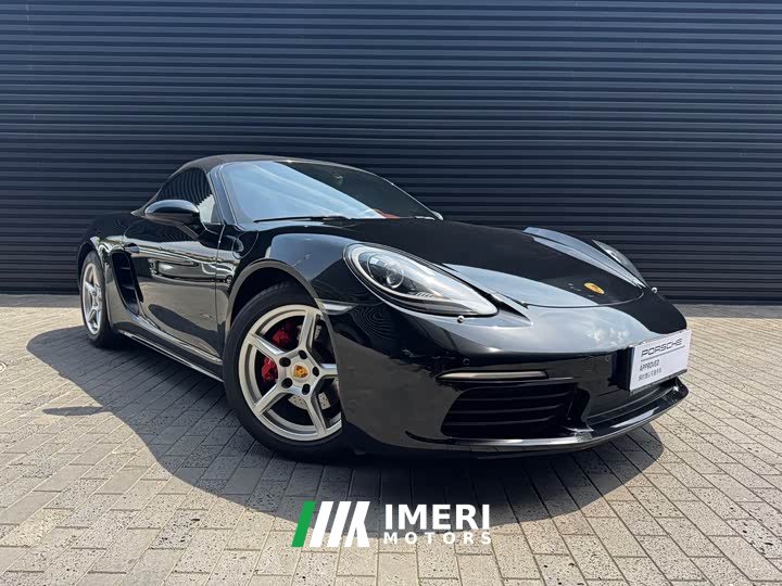 Porsche 718 Boxster 2.0T - автомобиль из Китая