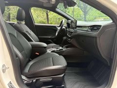 Lynk & Co Focus 2021 Hatchback EcoBoost 180 Automatic ST Line - фото 19