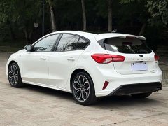 Lynk & Co Focus 2021 Hatchback EcoBoost 180 Automatic ST Line - фото 4