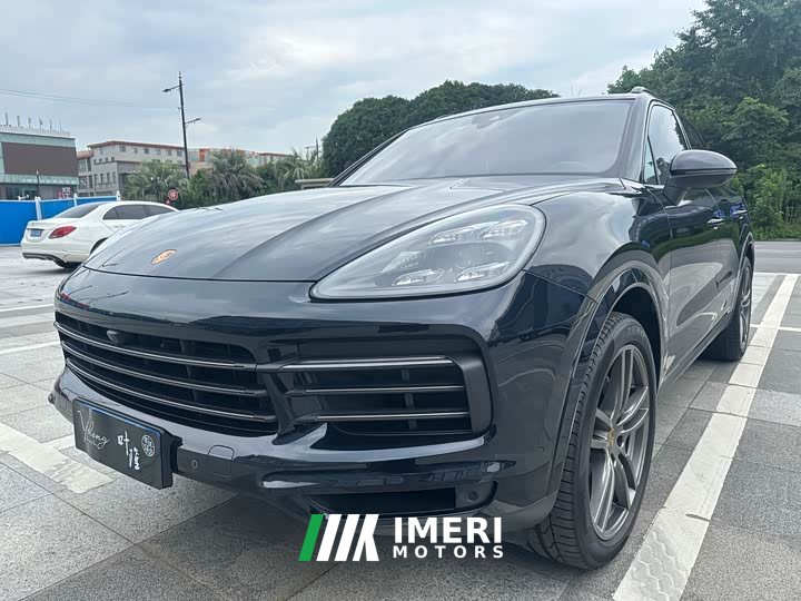 Porsche Cayenne 3.0T Platinum Edition - автомобиль из Китая