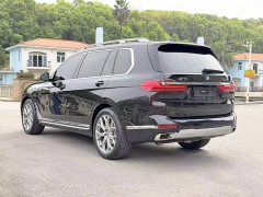 BMW X7 xDrive40i Leading Luxury Package - фото 2