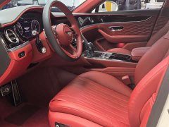 Bentley Flying Spur 2022 4.0T V8 Standard Edition - фото 12