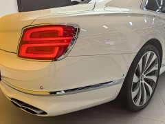 Bentley Flying Spur 2022 4.0T V8 Standard Edition - фото 8