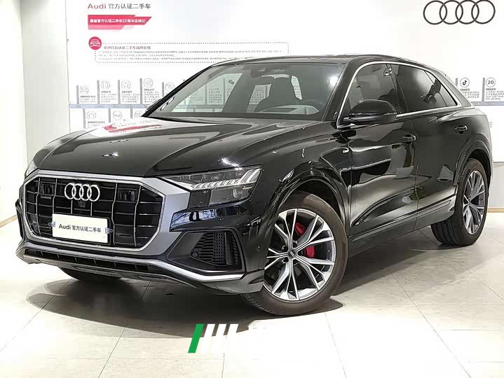 Audi Q8 2023 55 TFSI Premium Dynamic - автомобиль из Китая