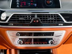 BMW 7 Series 2019 facelift 750Li xDrive V8 M Sports Package - фото 16
