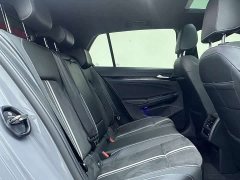 Volkswagen Golf 2023 280TSI DSG R-Line - фото 10