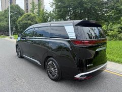 Denza D9 DM-i 970 four-wheel drive flagship - фото 4