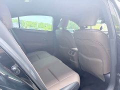 Lexus ES 300h Premium Edition - фото 13