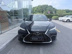 Lexus ES 300h Premium Edition - фото 2
