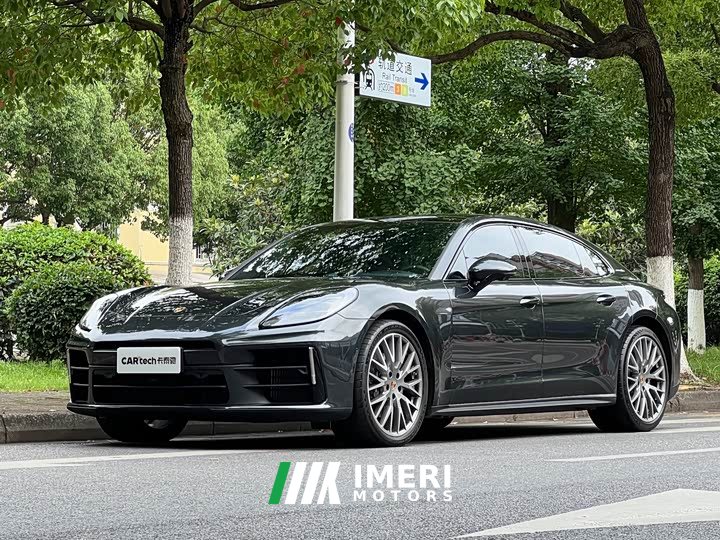 Porsche Panamera 4 Executive 2.9T - автомобиль из Китая