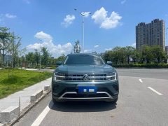 Lexus Touron 530 V6 four-wheel drive flagship version - фото 2