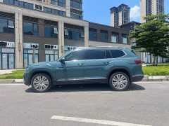 Lexus Touron 530 V6 four-wheel drive flagship version - фото 5