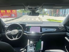 Lexus Touron 530 V6 four-wheel drive flagship version - фото 8