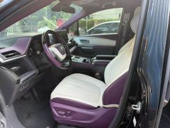 Toyota Granvia 2.5L Hybrid Comfort Edition - фото 3
