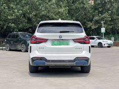 BMW iX3 leading - фото 10