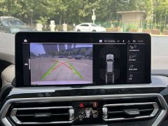 BMW iX3 leading - фото 8