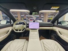 NIO EC6 75kWh - фото 10