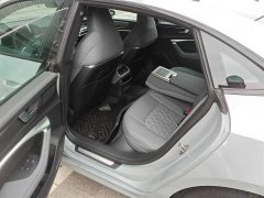 Audi A7L 2024 45 TFSI quattro RS package racing version - фото 3