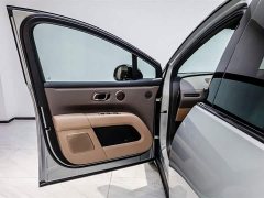 Li Auto Ideal i6 two-wheel drive standard version - фото 12