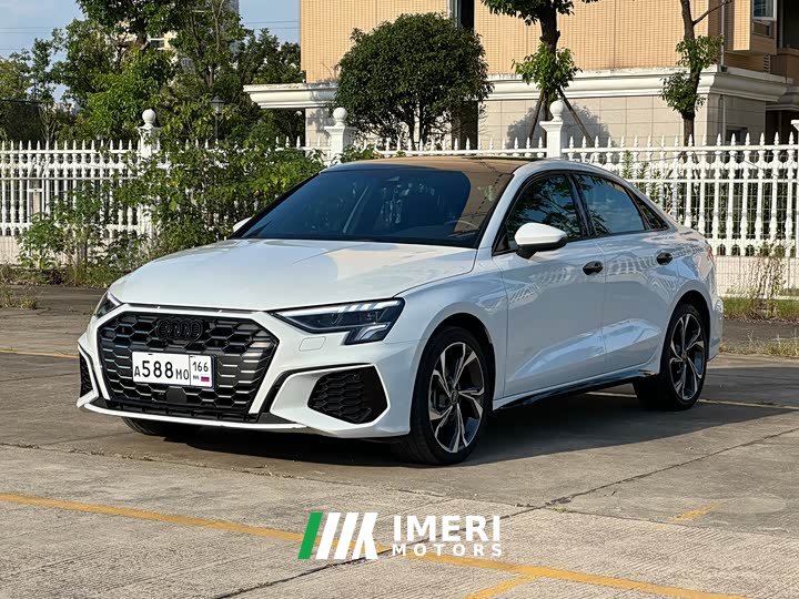 Audi A3 A3L Limousine 35 TFSI Luxury Sport - автомобиль из Китая