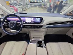 BMW Century 2.0T Six-Seater Yunshi Edition - фото 4