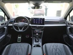 Volkswagen Tiguan L 330TSI automatic two-wheel drive R-Line version - фото 12
