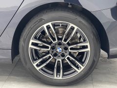BMW 5 Series 525Li M Sports Package - фото 19