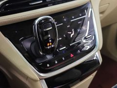 Buick GL8 ES Lu Zun 653T Exclusive Type - фото 11