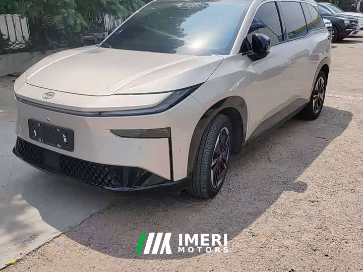 Toyota bZ3X 520 Pro LiDAR Edition - автомобиль из Китая