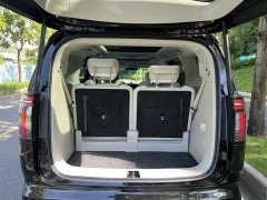 Volvo EM90 2025 Ultra six-seater - фото 19