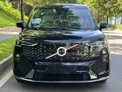 Volvo EM90 2025 Ultra six-seater - фото 2